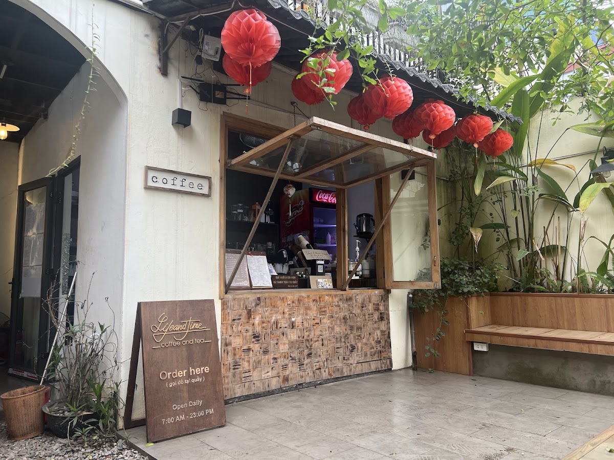 Life and Time Coffee