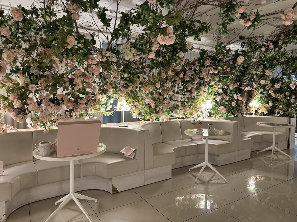 MOSKA by Ginger Garden