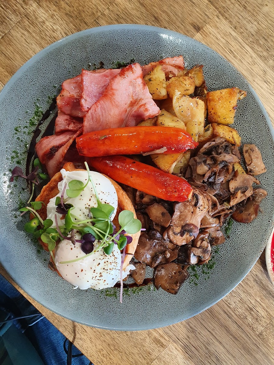 Elixir West Cafe & Catering - 6