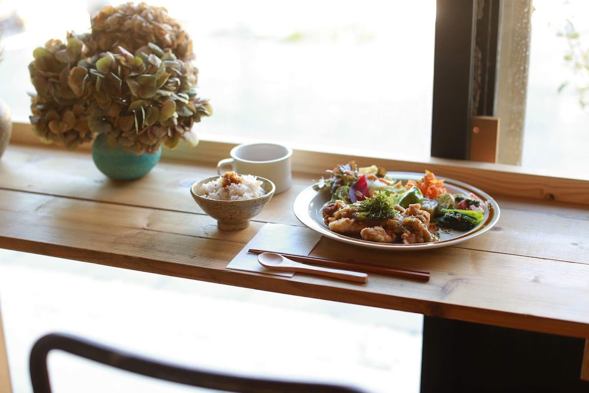 Art Space & Cafe Barrack - 3