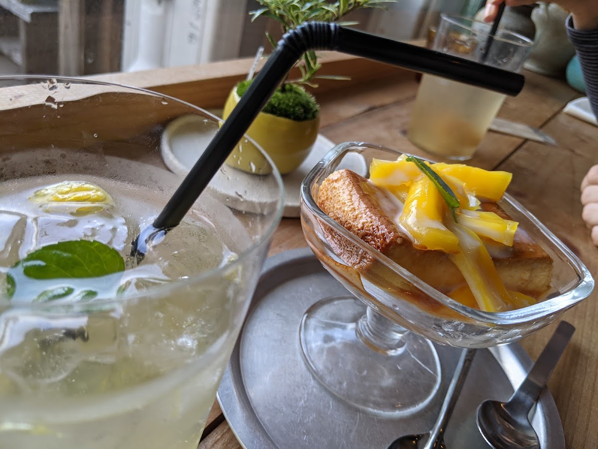 Art Space & Cafe Barrack - 5