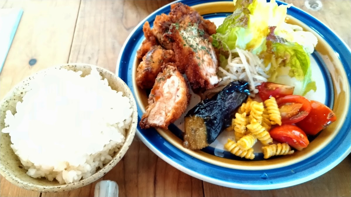 Art Space & Cafe Barrack - 8