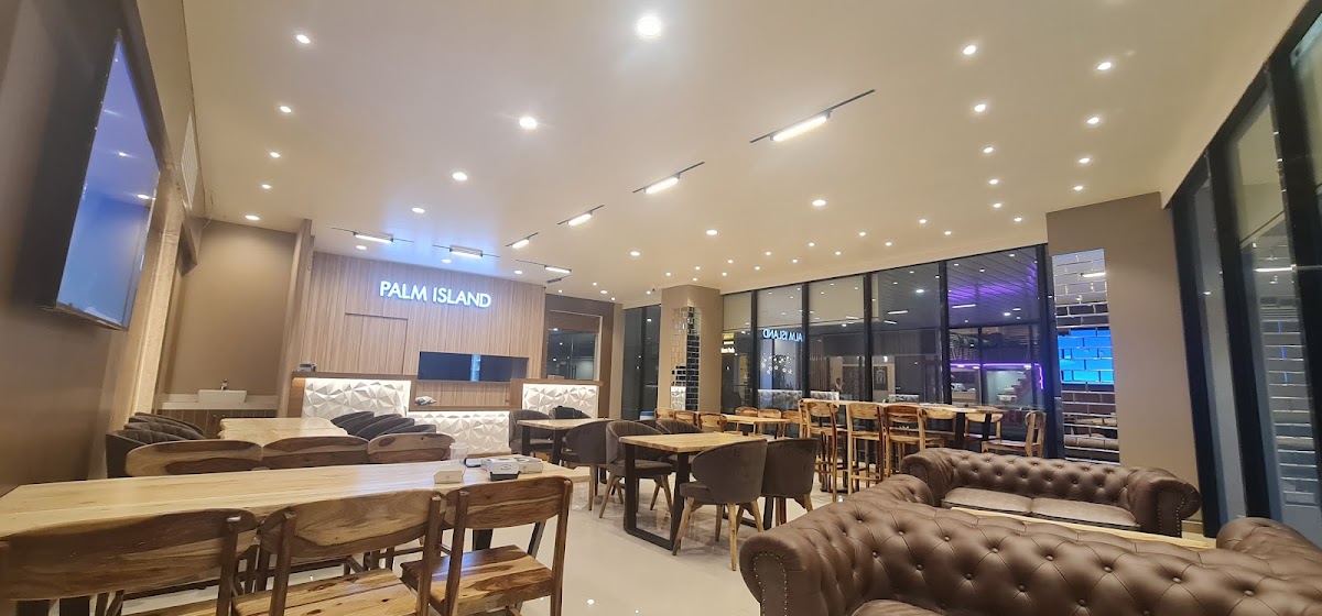 Palm island cafe????