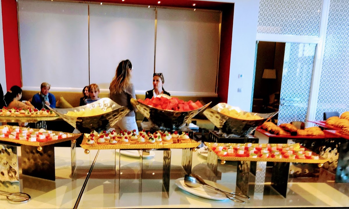 Sports Cafe - Al Bustan