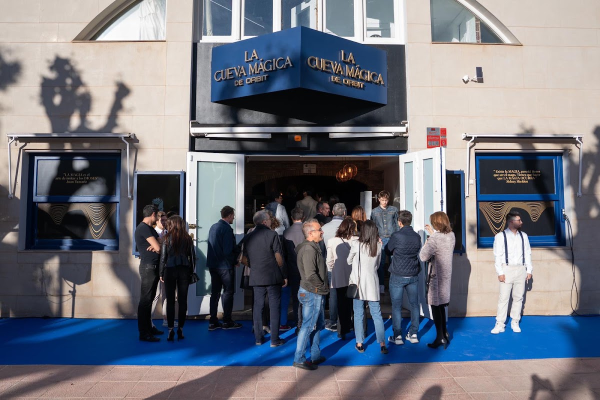 La Cueva Mágica de Orbit