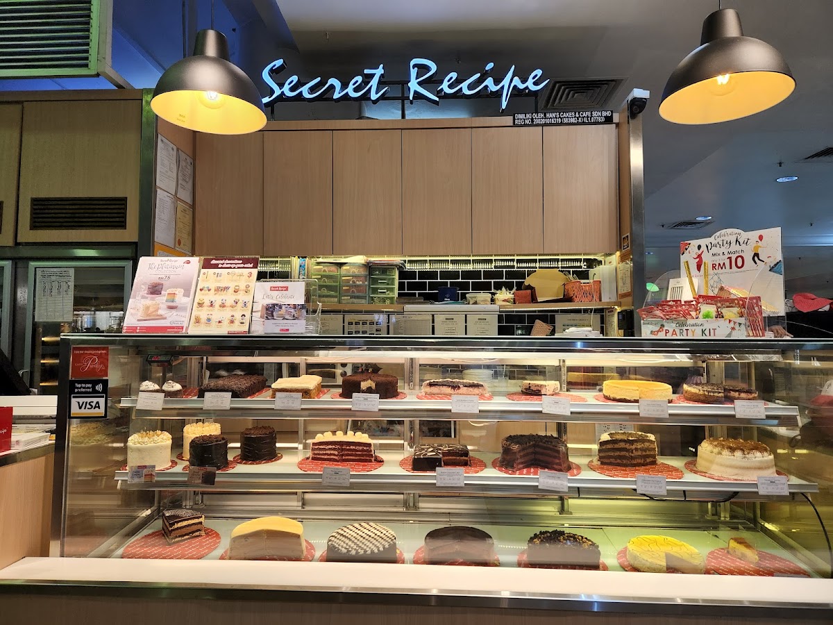 Secret Recipe Mahkota Parade