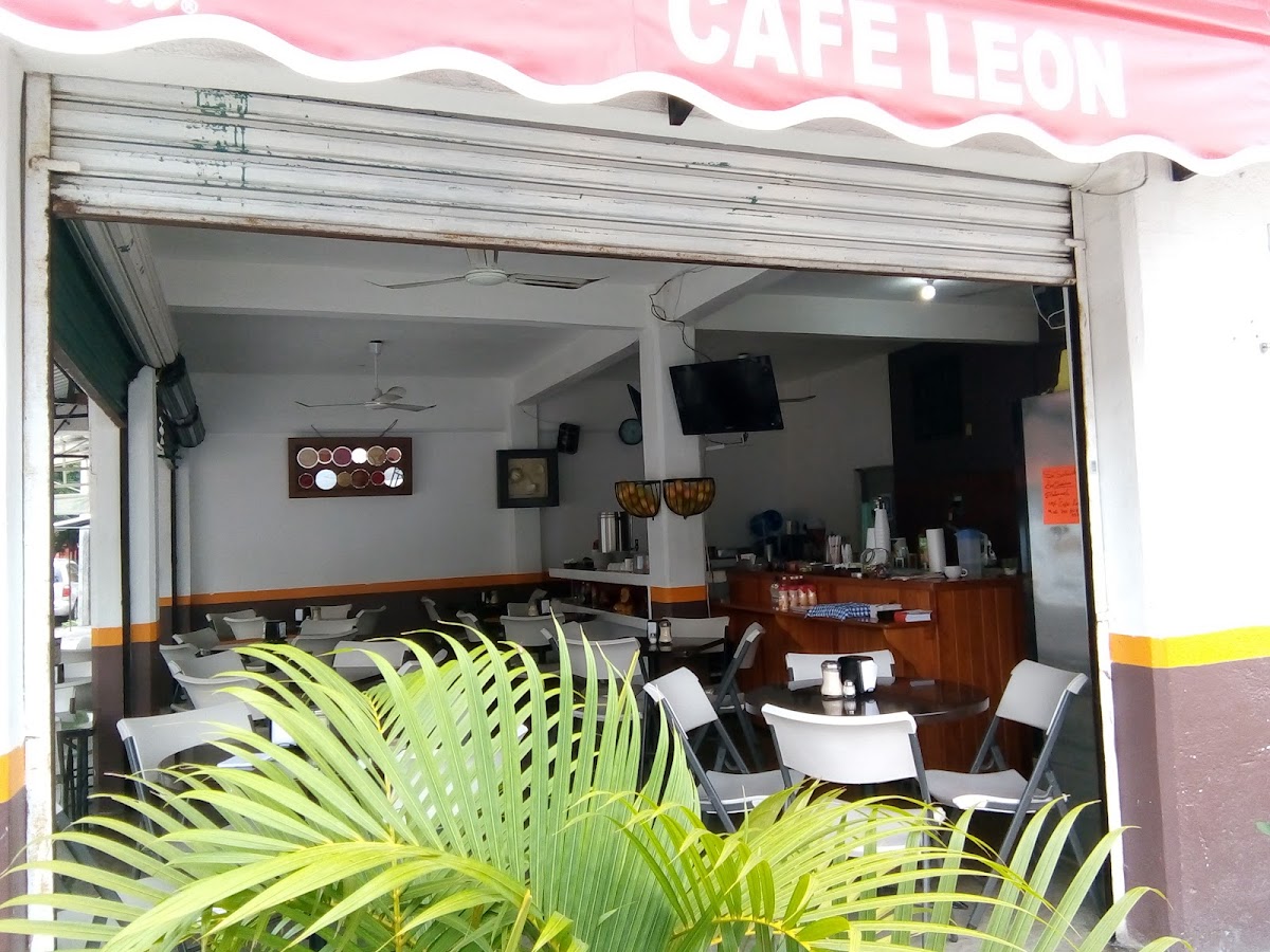 Cafe Leon