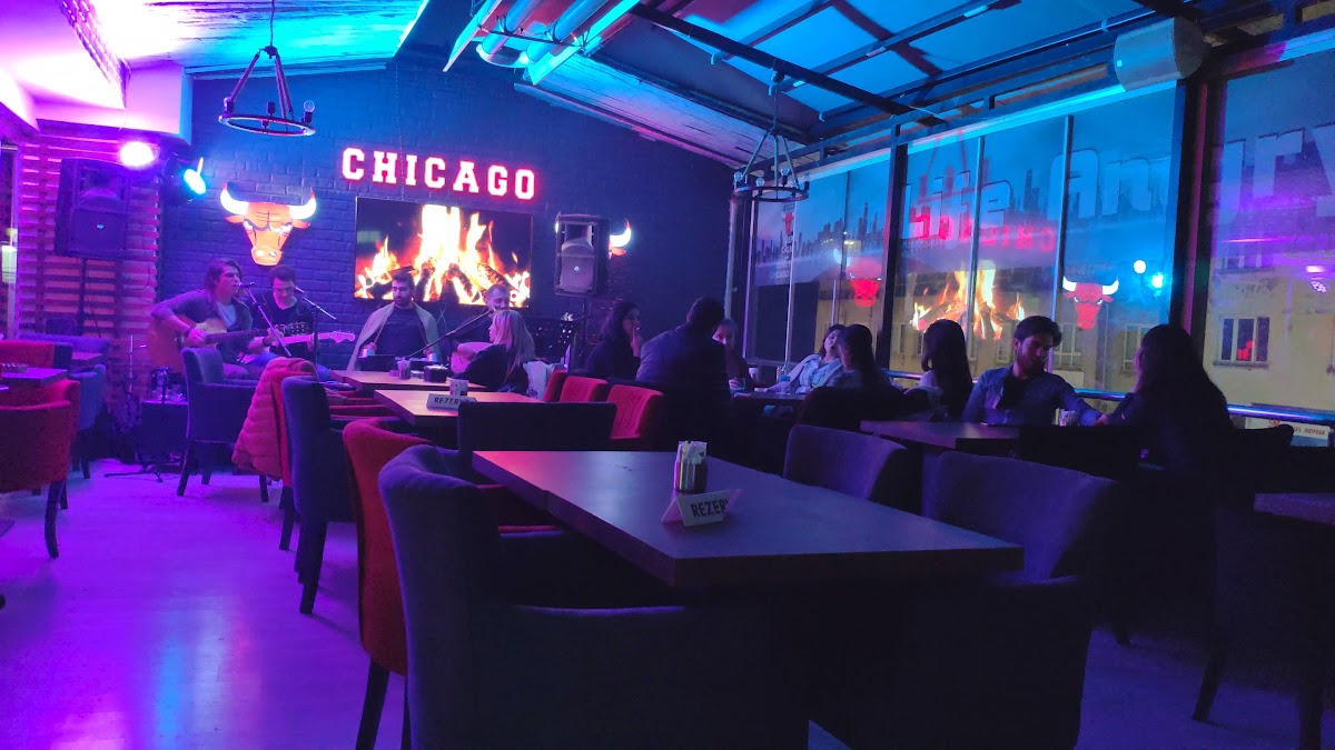 Chicago Cafe - 6