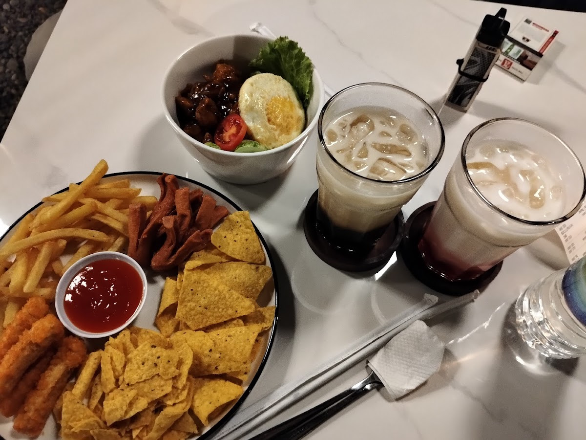 Cafe SEKARJAGAD. - 9