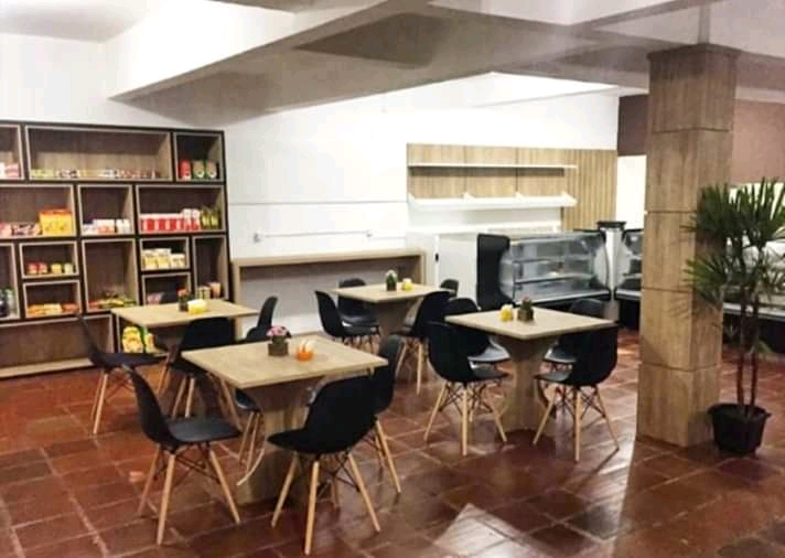 Confeitaria e Sorveteria Pani Pães