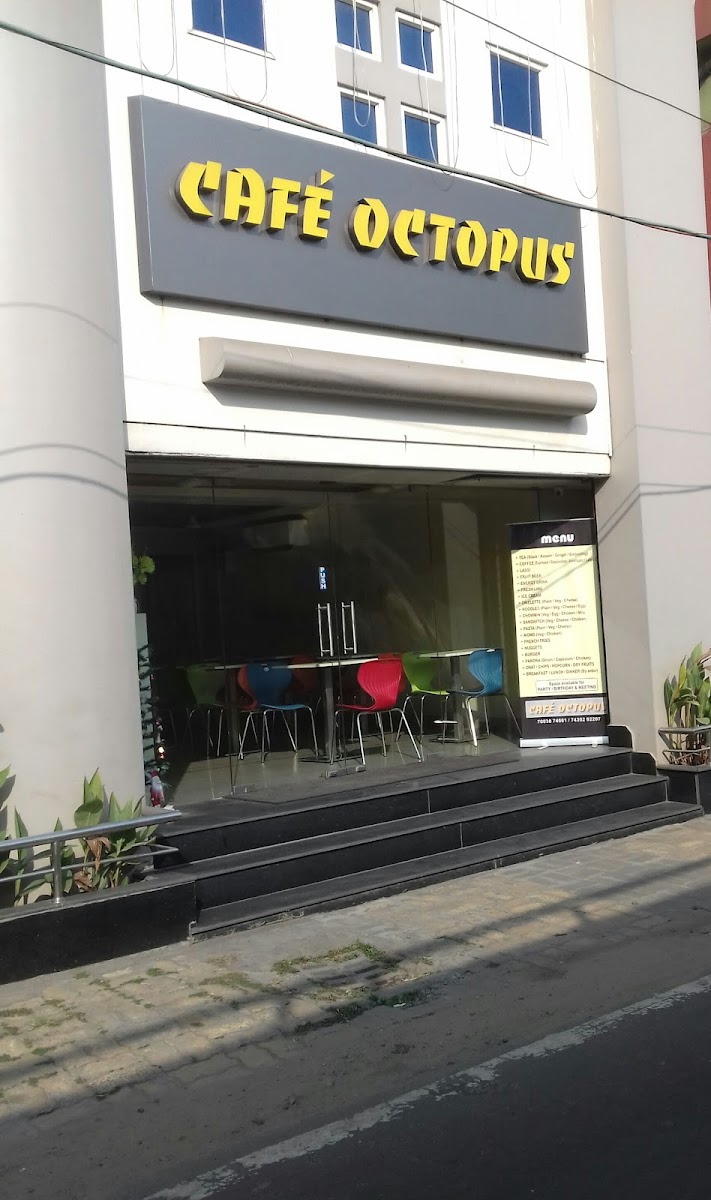 Cafe Octopus