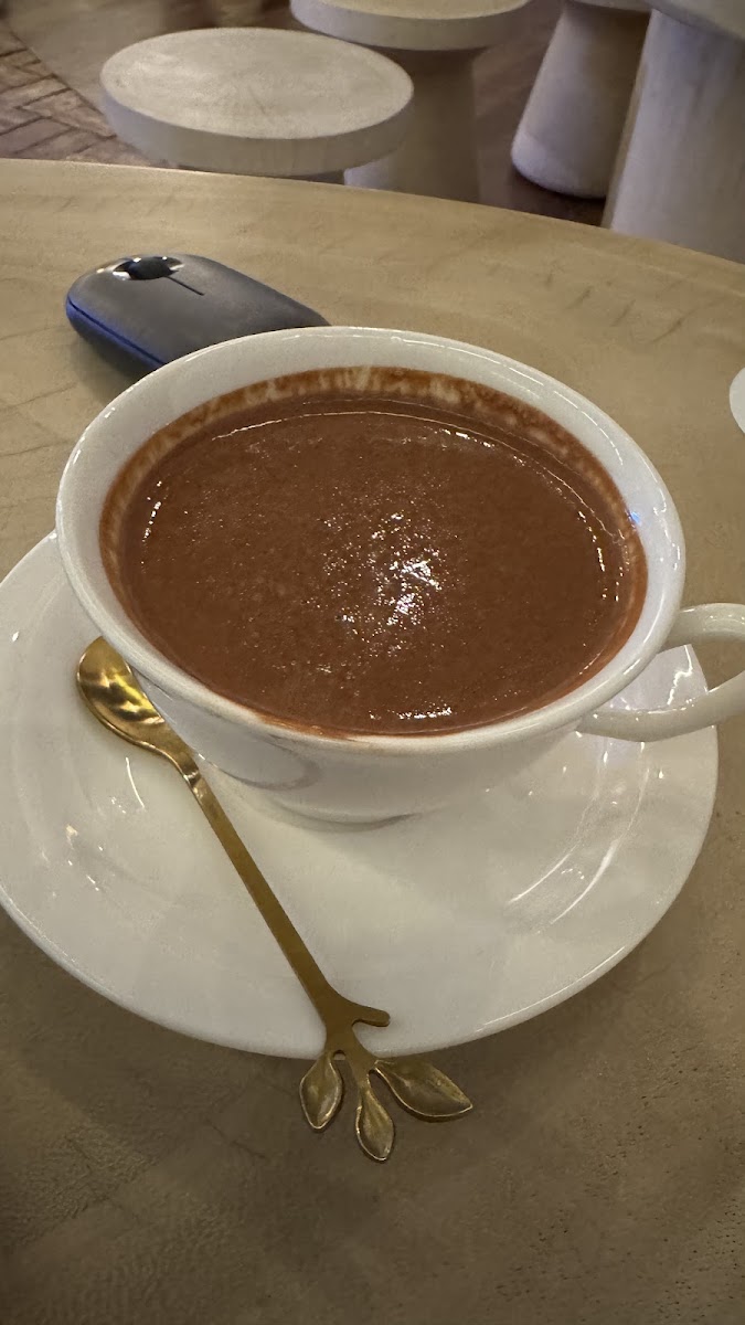 ASMR Cafe & Wellness - 5