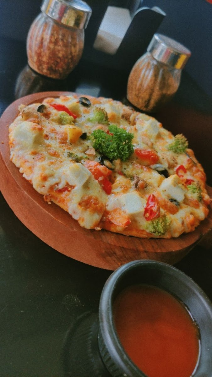 Grill & Chill Cafe - 6