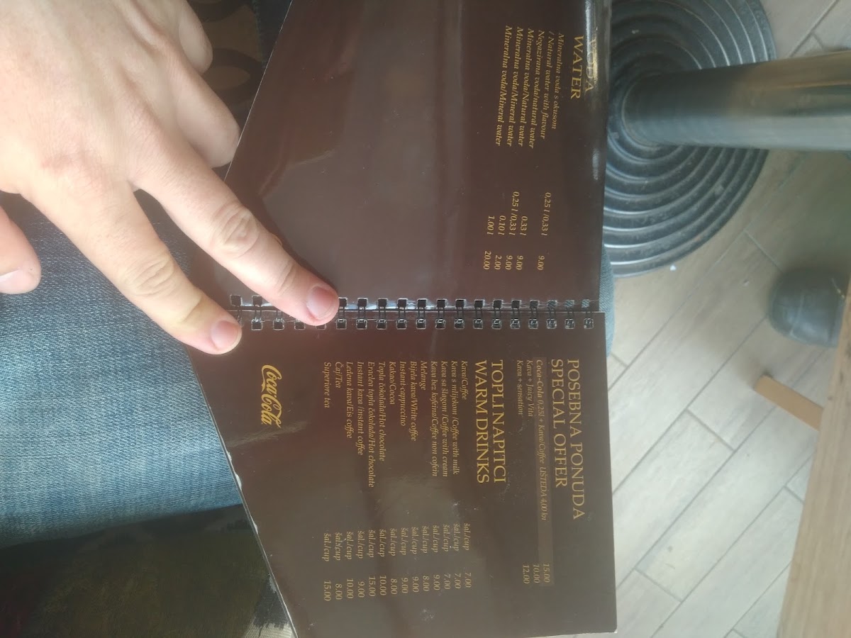 Cafeteria New Town - 8