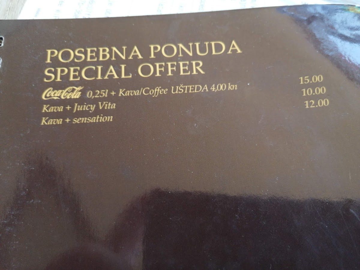 Cafeteria New Town - 9