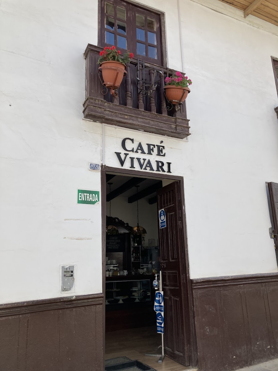 Cafe Vivari