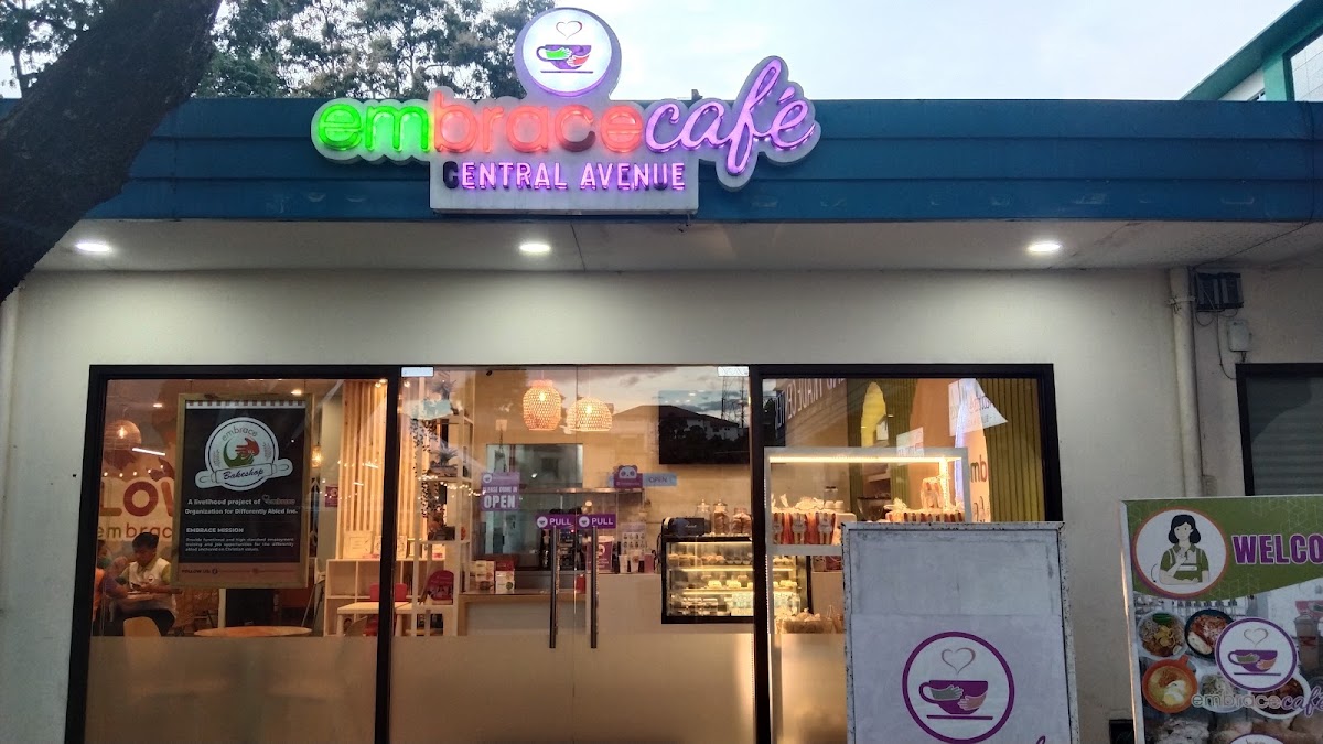 Embrace Cafe