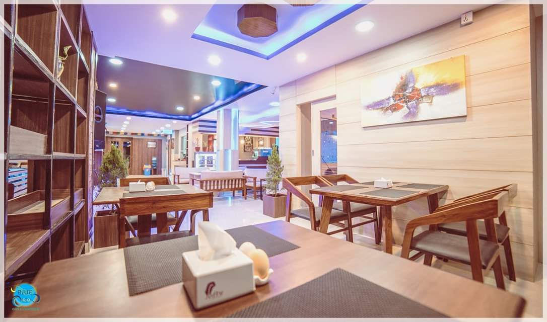 Blue Moon Café & Lounge Bar