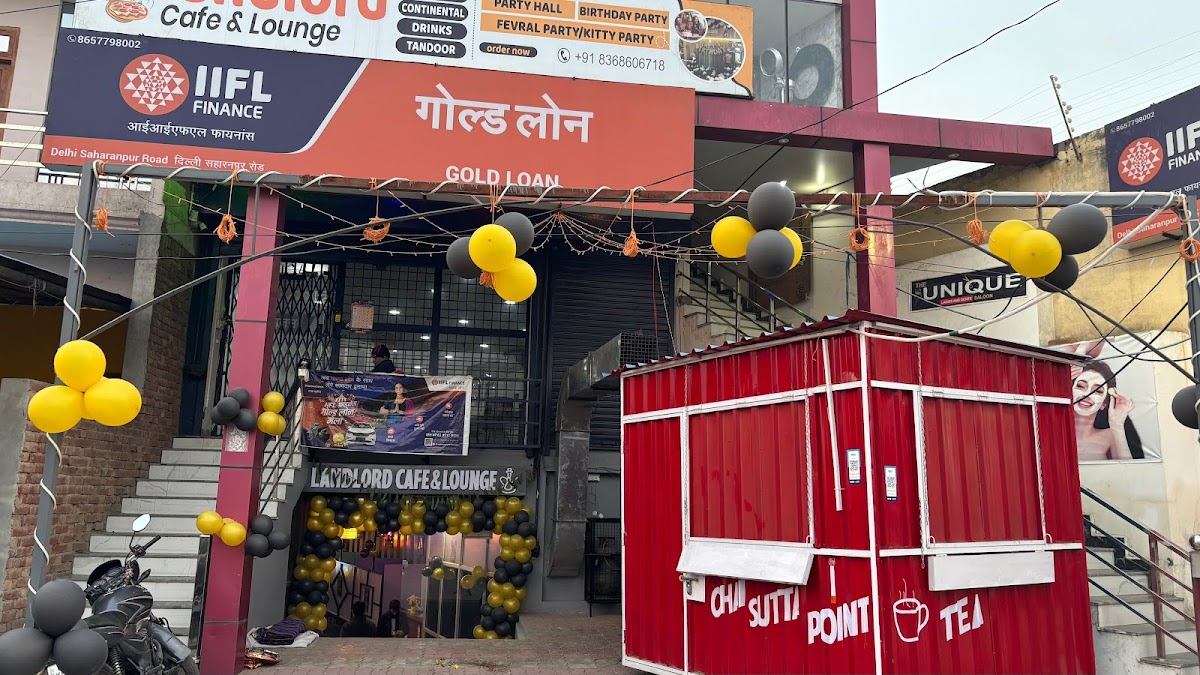 Landlord Cafe & Lounge