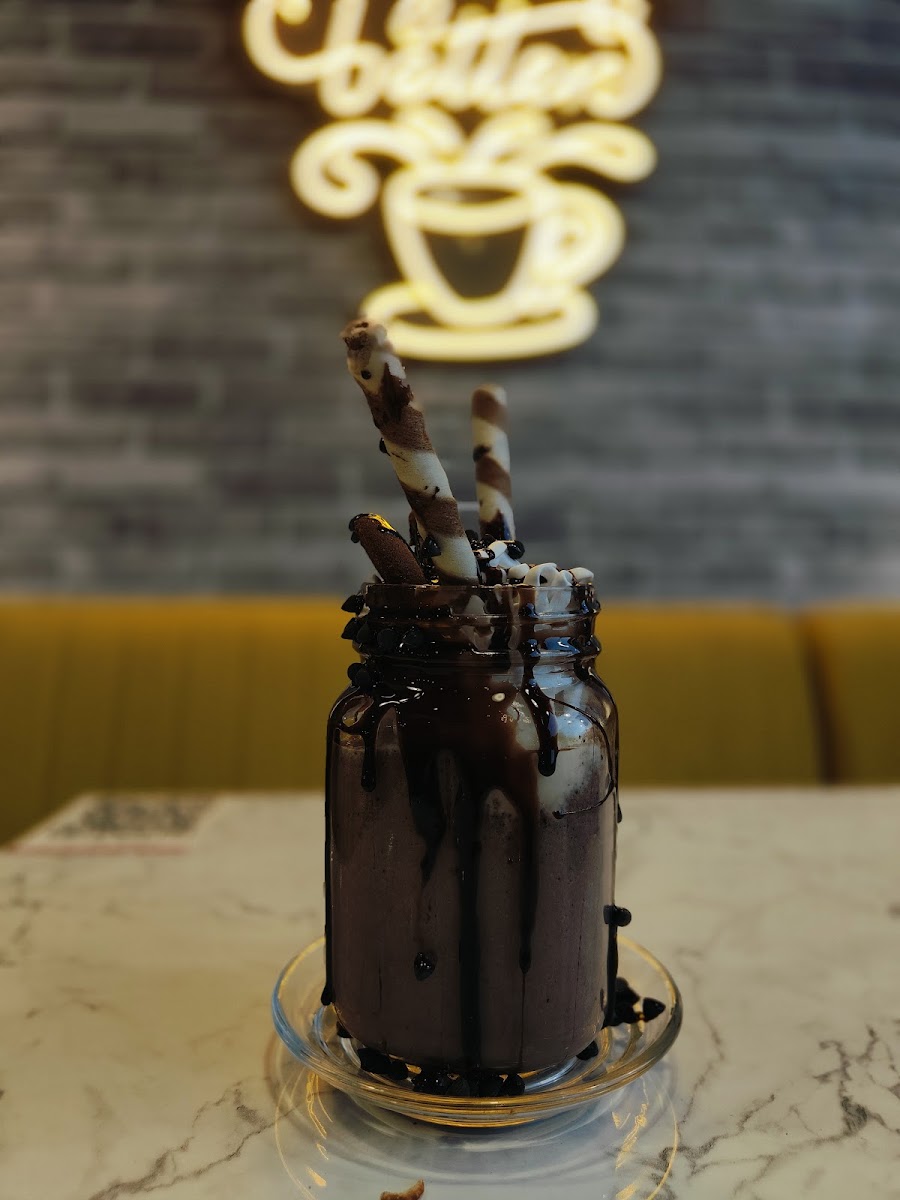 Yours Tealy Cafe -YTC - 4