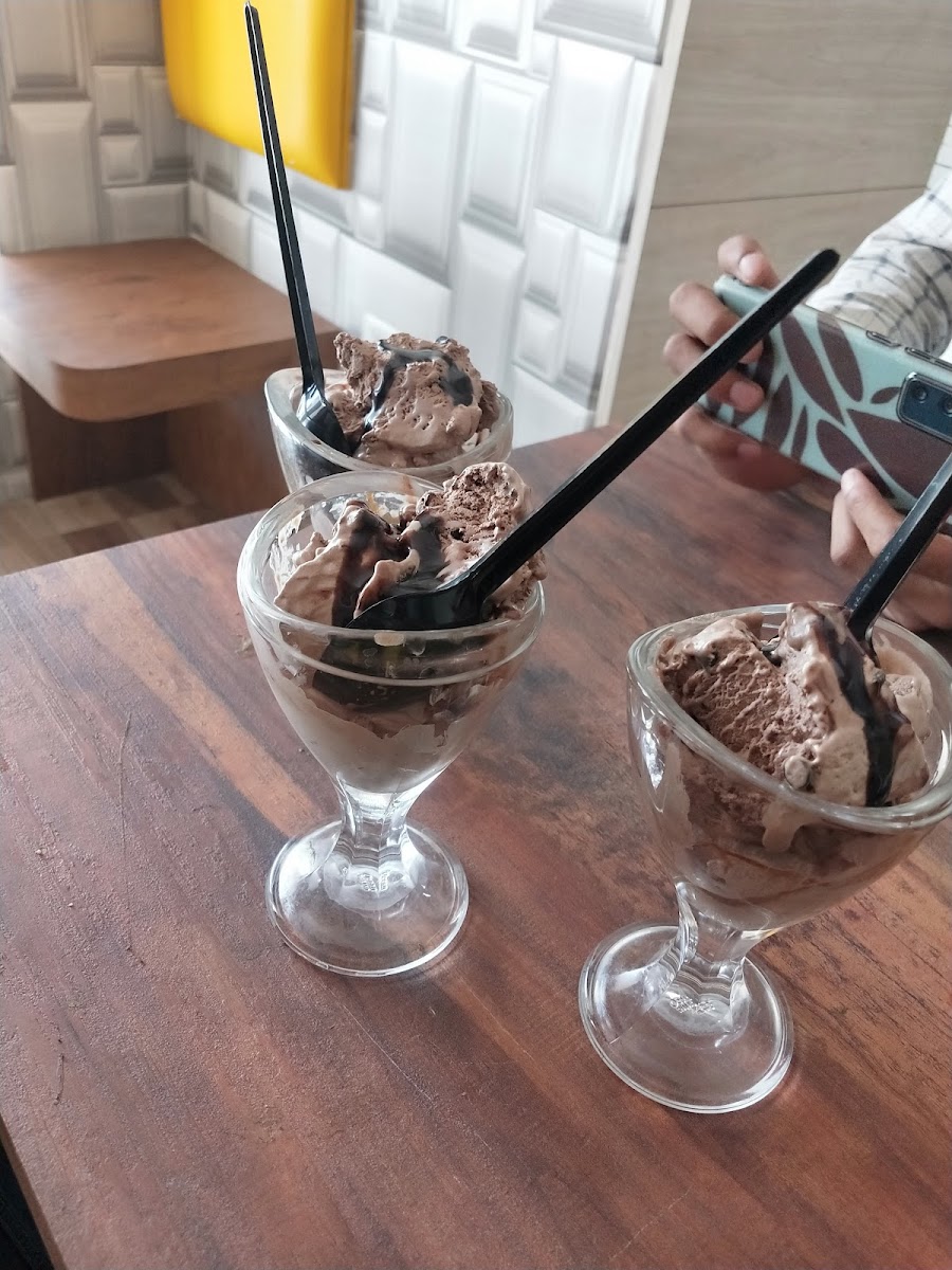 Ten to 10 cafe and Bakery - 8