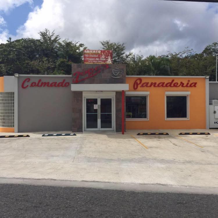 Colmado y Panadería Lopez
