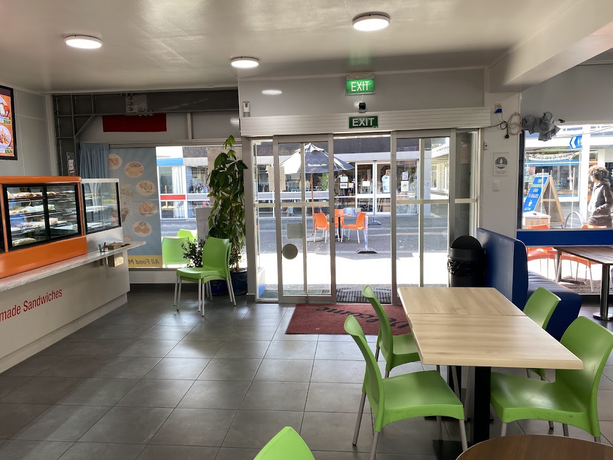 The Bakehouse Cafe and Roasts - 4