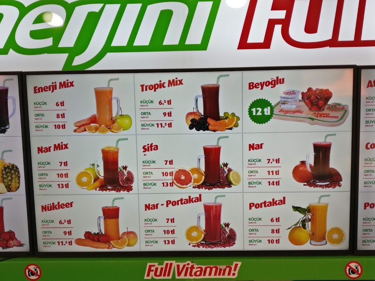 Vitamin Tropicana Cafe - 4