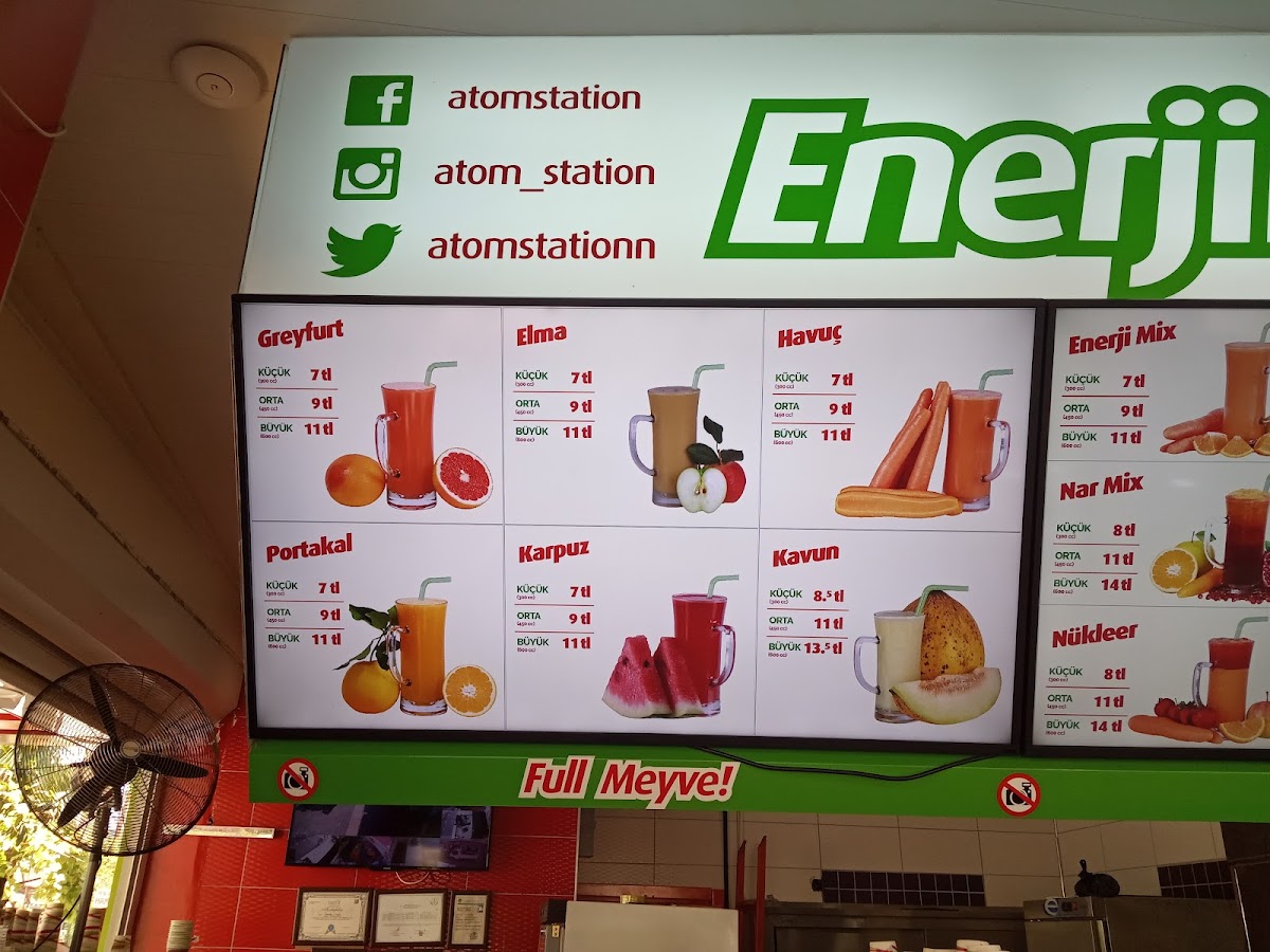 Vitamin Tropicana Cafe - 6