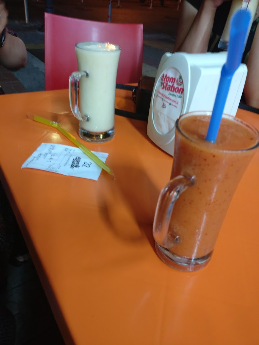 Vitamin Tropicana Cafe - 9