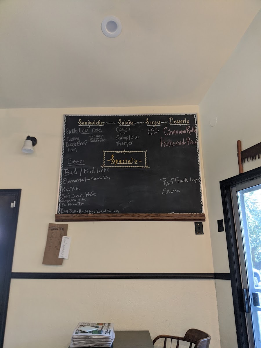 The Eatery at Glacier Peak Resort - 4