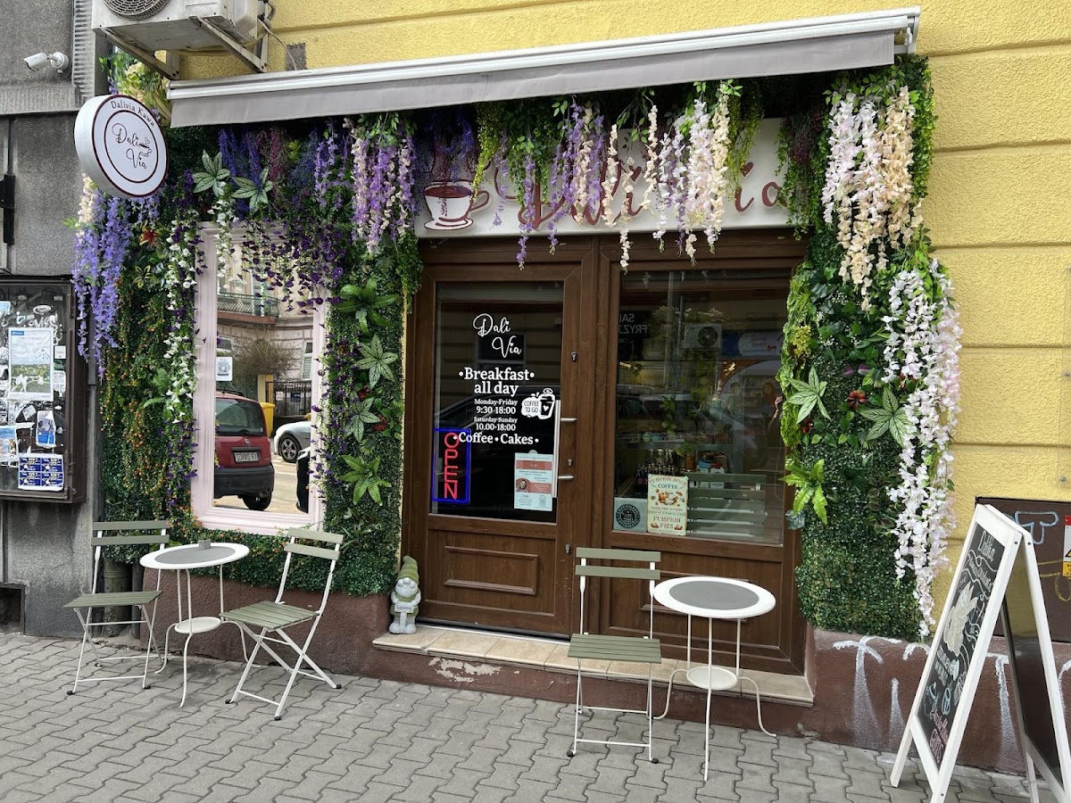 DaliVia Kawa. Kawiarnia i cukiernia # 1 w Krakowie