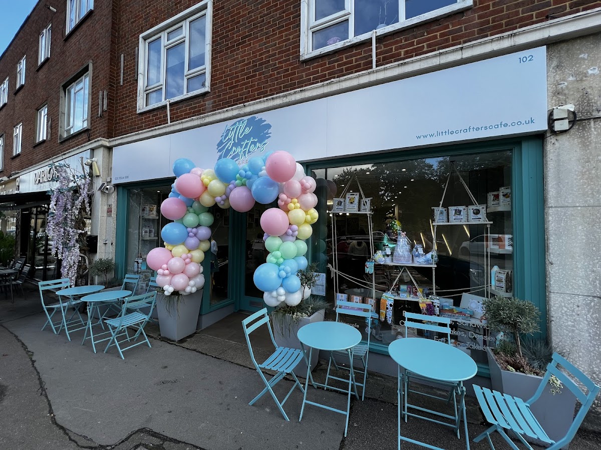 Little Crafters Café