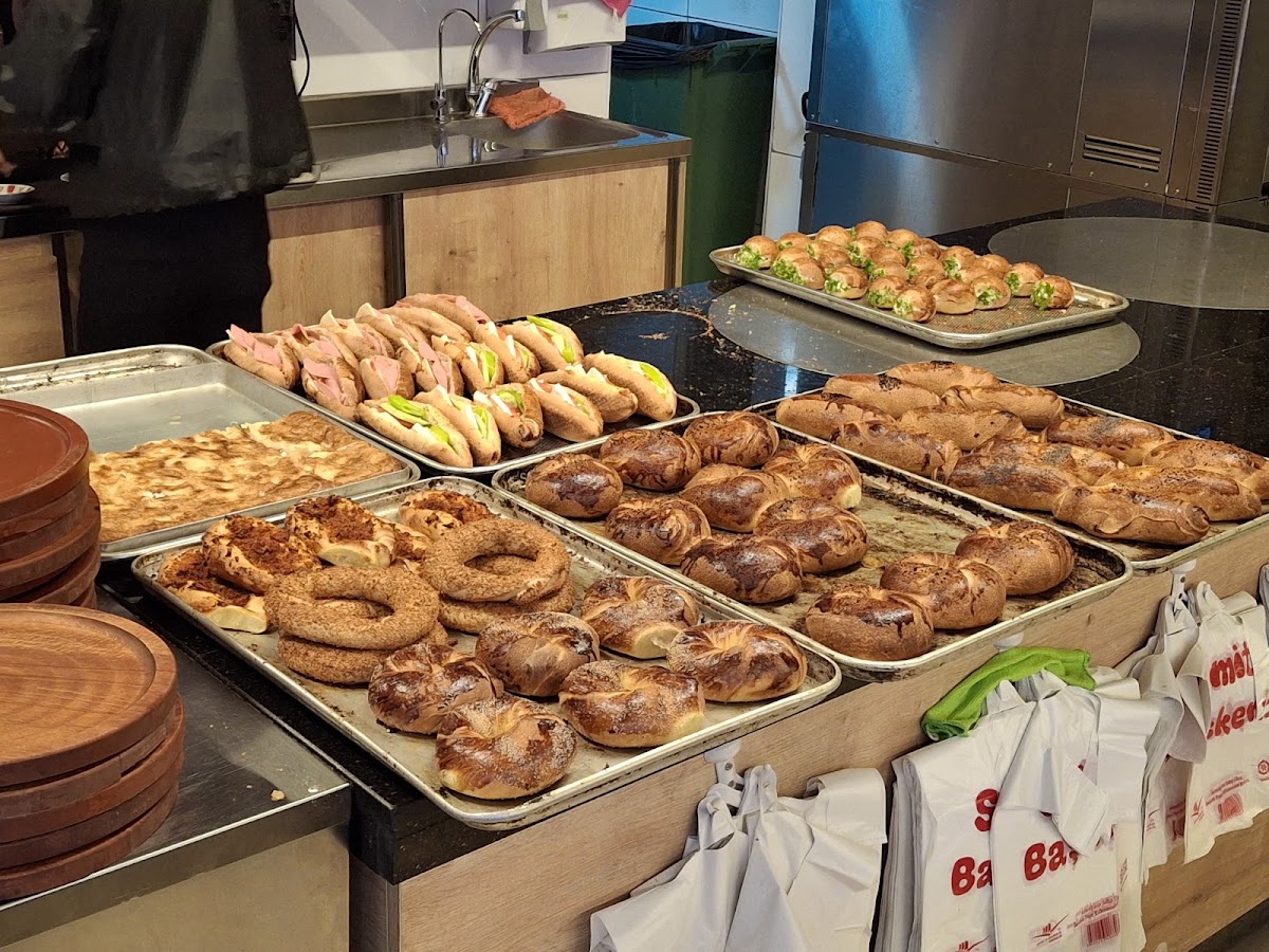 Simit Baskenti Saray Şube - 9