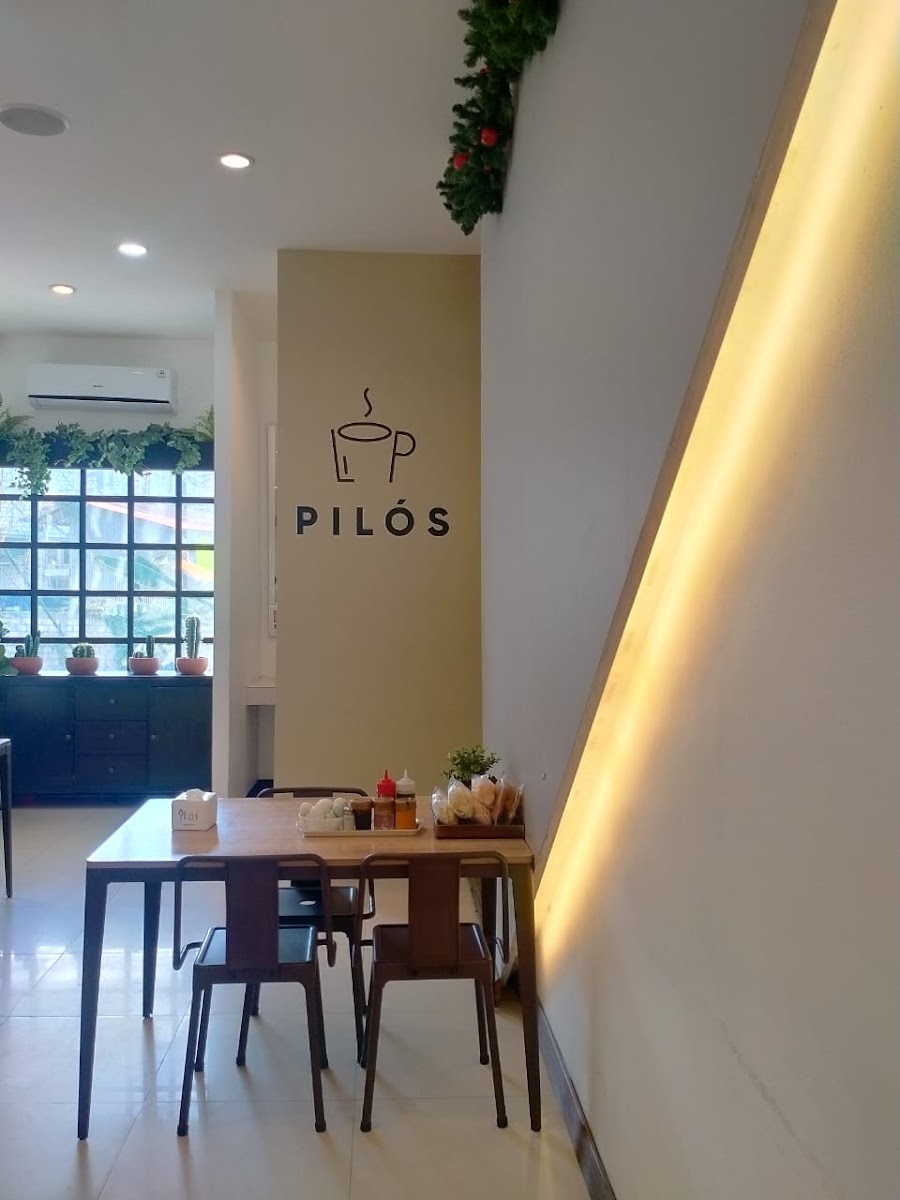 Pilo's Coffee & Tea