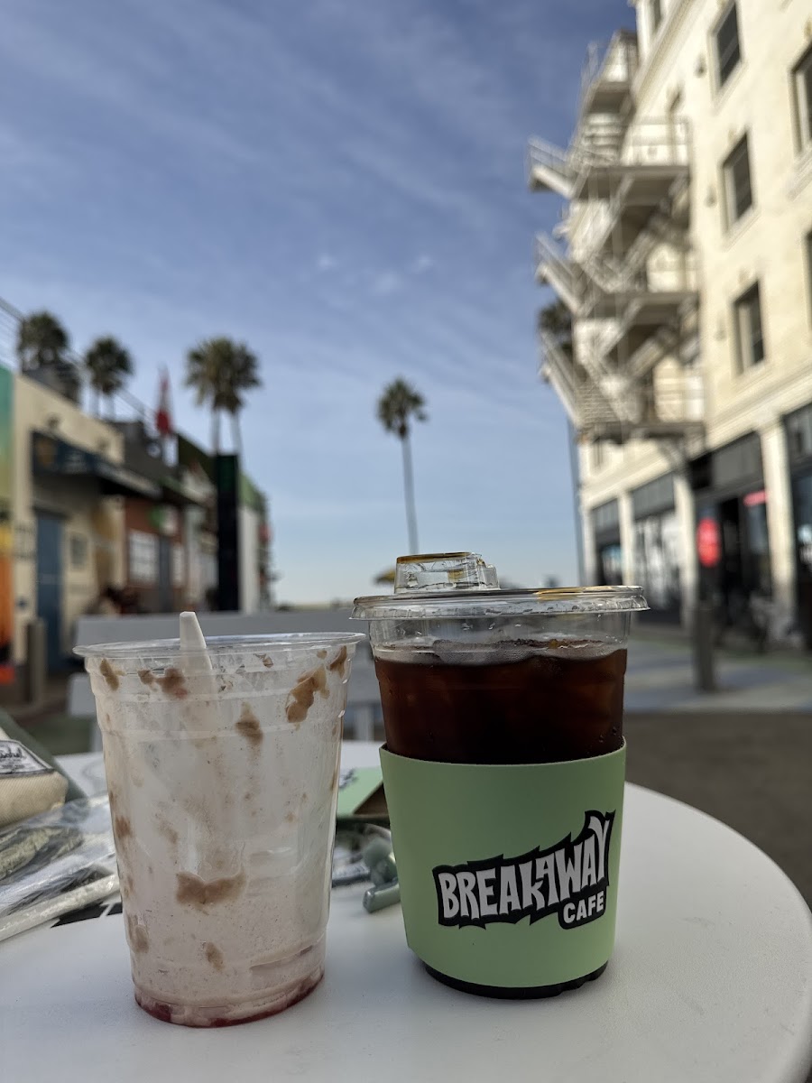 Breakaway Cafe Venice - 8
