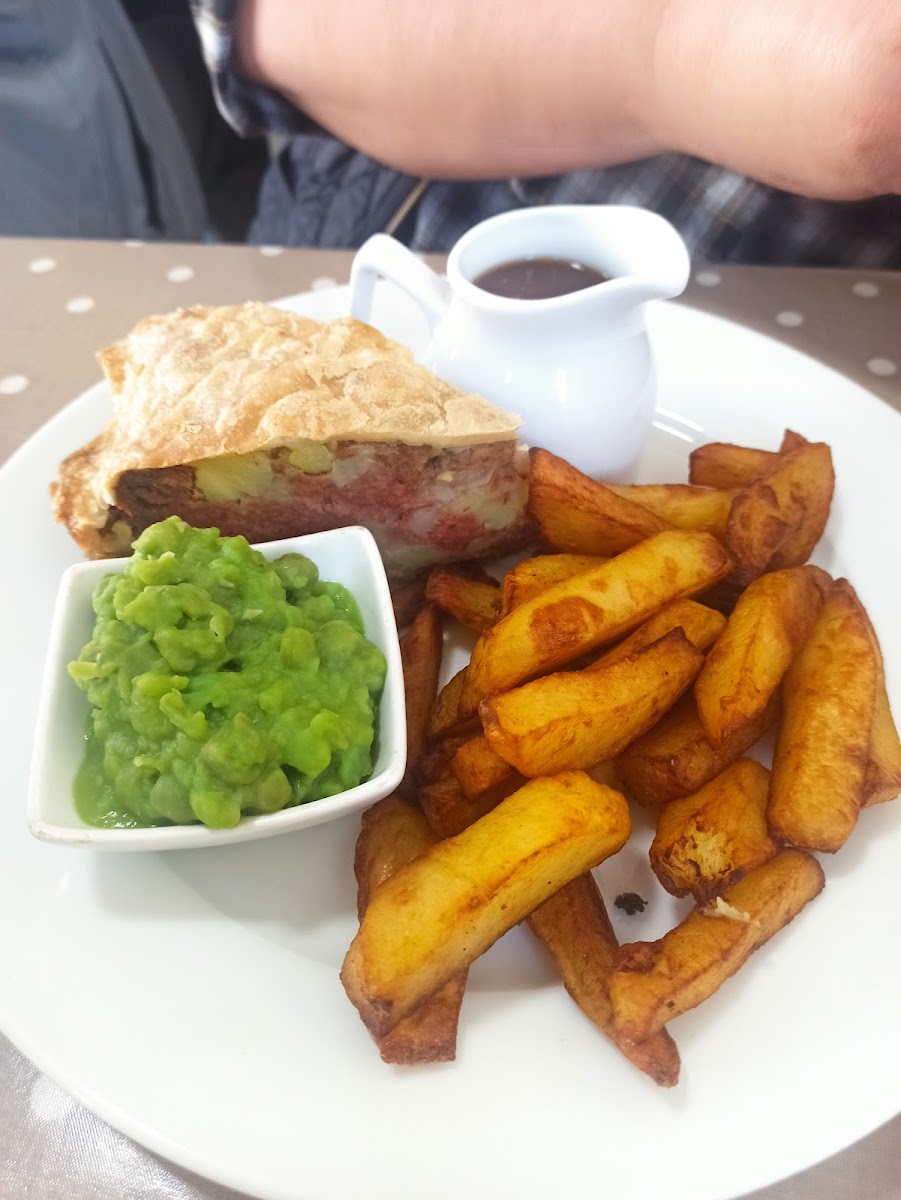 Country Kitchen Cafe - 3