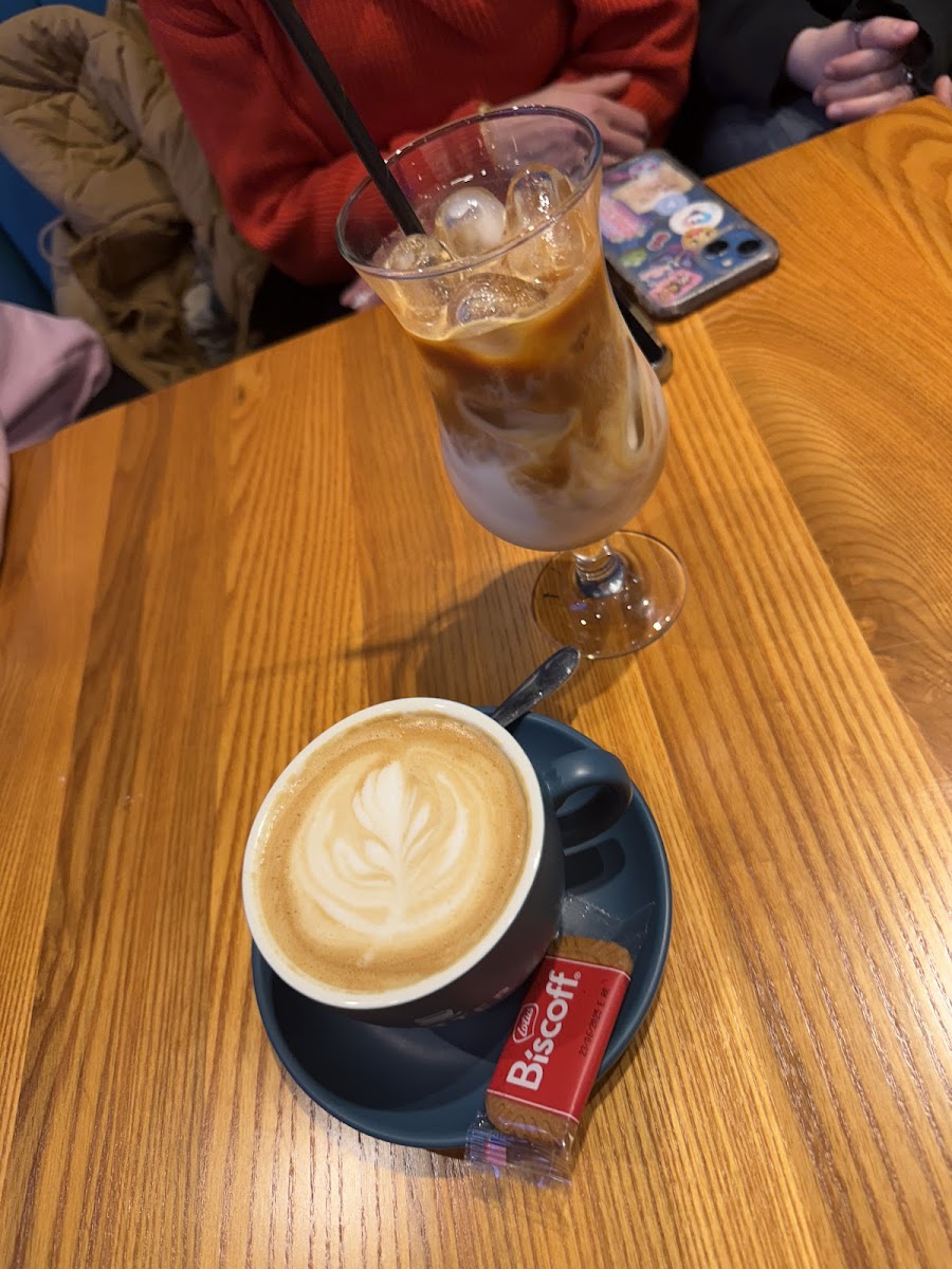 Hatter House Cafe - 9