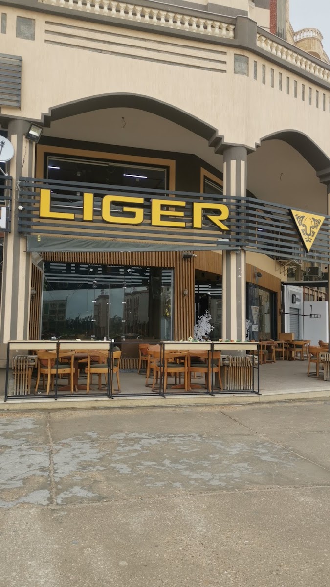 Liger Lounge Cafe