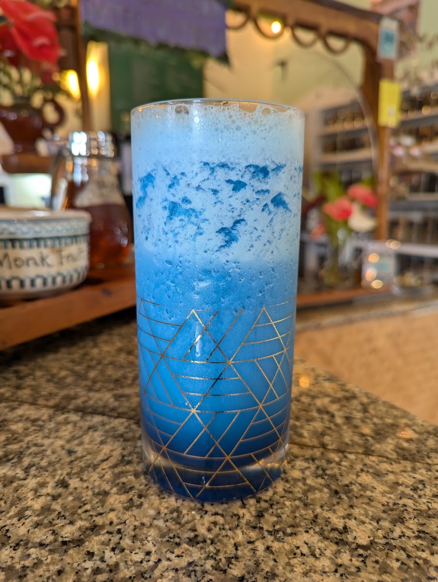 WoodRose Tea Lounge, Juice , Coffee and Elixir Bar - 5