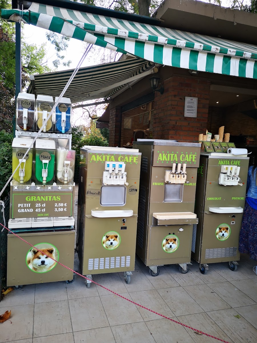 Akita Cafe - 3