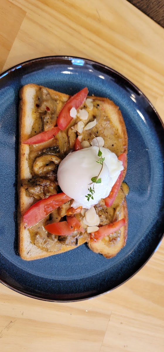 Cafe Aroma AMB (Burger by Night) - 7