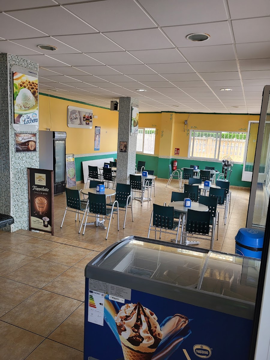 Cafetería Heladería Pà y Mà - 4