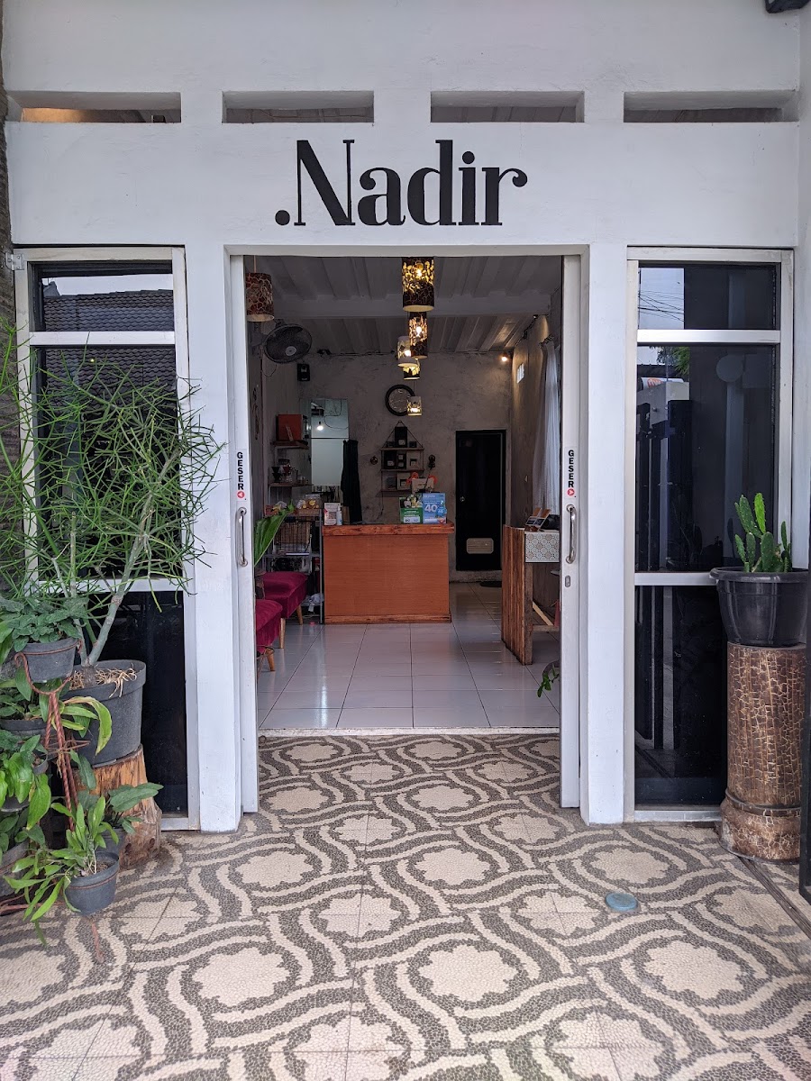 Nadir Cafe