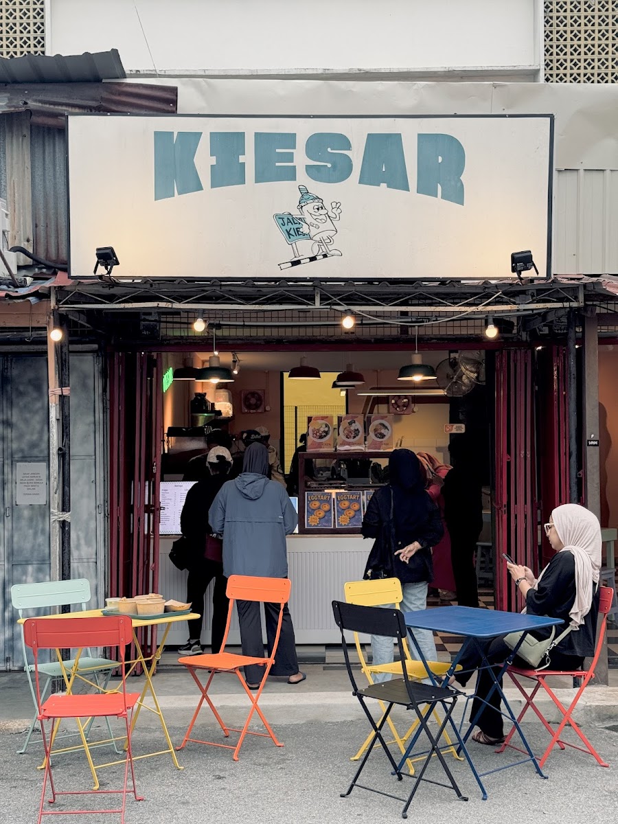 Kiesar Cafe