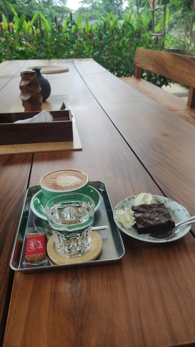 Moka Fox Café: Coffee & Cakes & Beautiful Place, Until 4 or 5 PM ! - 6