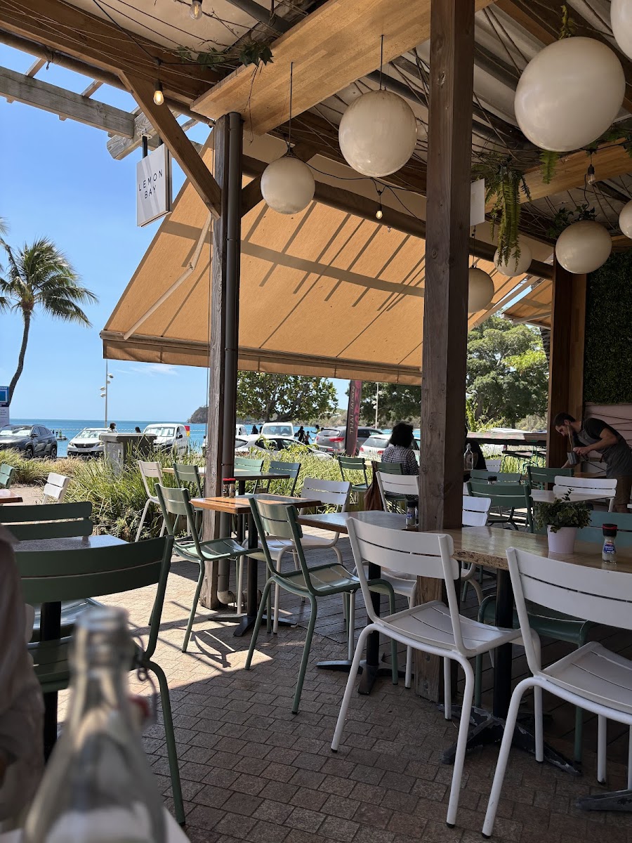 Lemon Bay Cafe