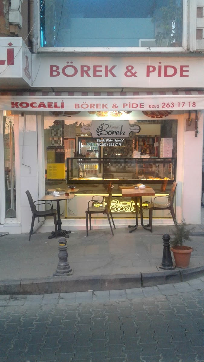 Rüstempaşa Aile Çay Bahçesi