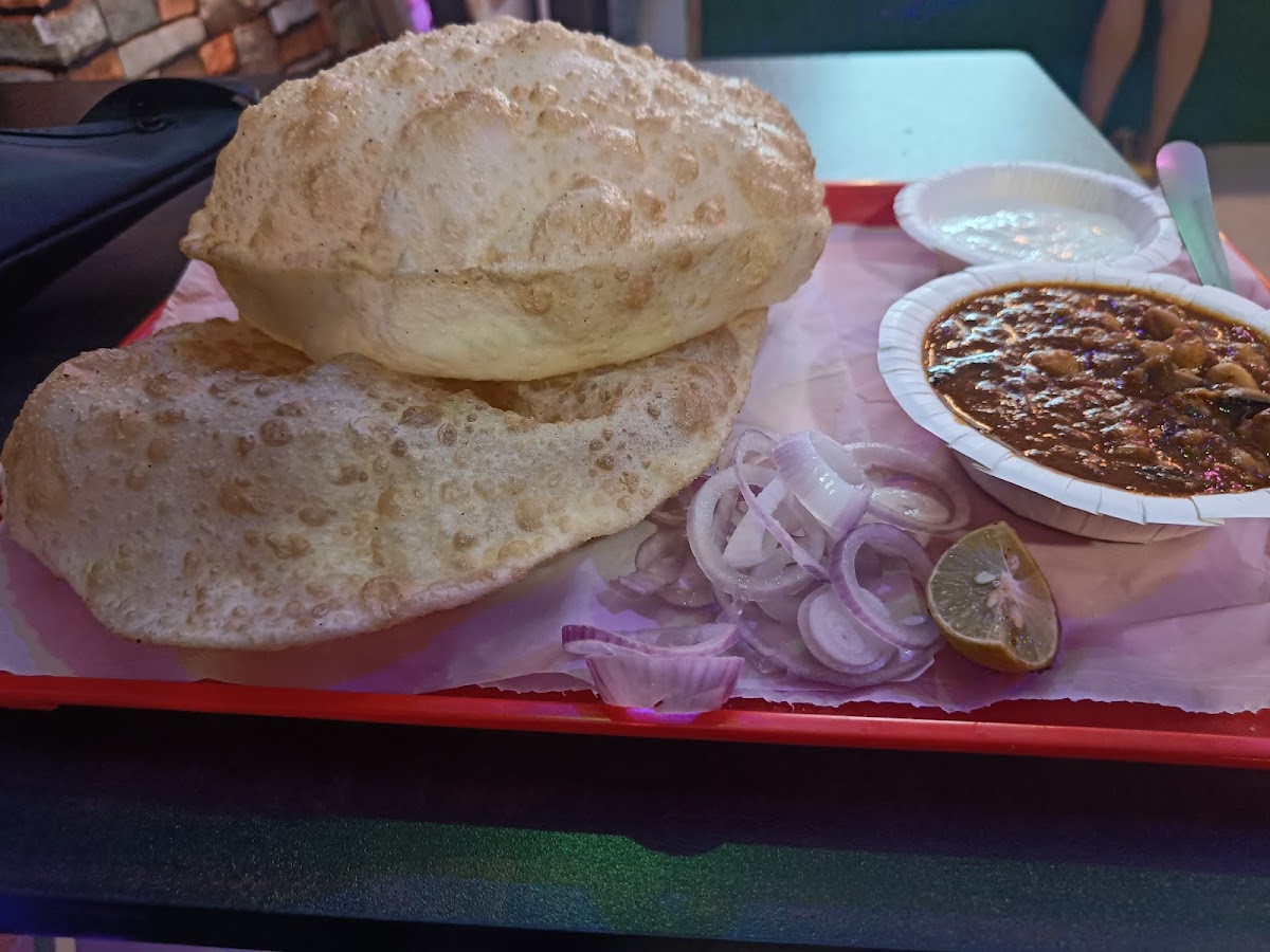 Paaji's Hot Corner Cafe