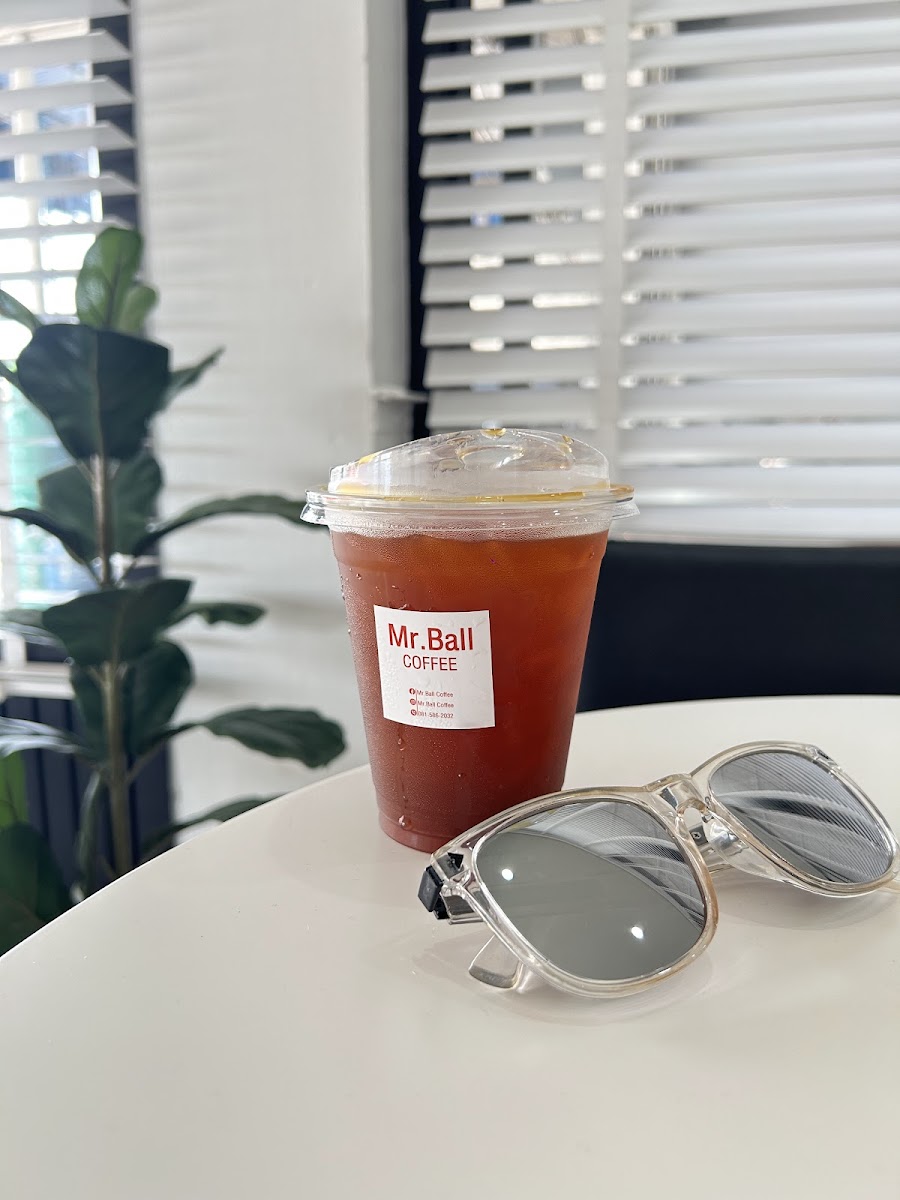 Mr.Ball Coffee Singburi - 10